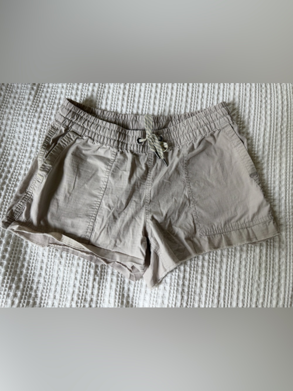 Vuori Women's Athletic Shorts in Taupe with Drawstring